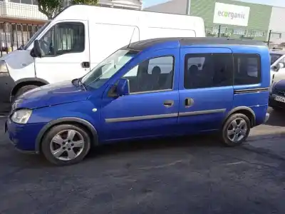 Vehicul casat opel combo furgoneta/monovolumen 1.7 cdti 16v al anului 2004 alimentat z17dth
