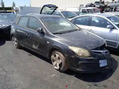Veicolo di demolizione hyundai i30 (fd) 1.6 crdi dell'anno 2010 alimentato g4fc