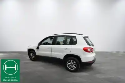 Veículo de Sucata VOLKSWAGEN TIGUAN (5N1) 2.0 TDI do ano 2011 alimentado CFFB