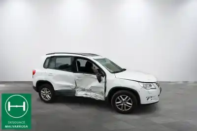 Sloopvoertuig volkswagen tiguan (5n1) 2.0 tdi van het jaar 2011 aangedreven cffb