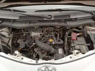 Veicolo di demolizione toyota iq 1.0 cat dell'anno 2009 alimentato 1krfe