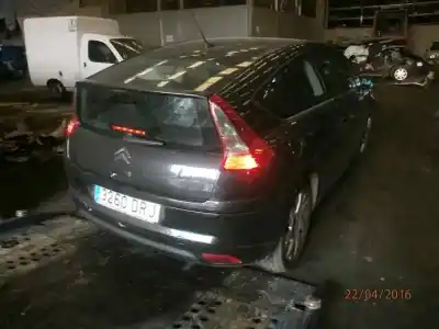 Sloopvoertuig citroen c4 coupe vtr van het jaar 2005 aangedreven 9hx
