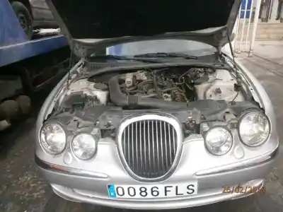 Sloopvoertuig jaguar                                             s-type                                                                                                                                                                                                                                                     4.0 v8 32v cat                                                                                                                                                                                                                                             van het jaar 2007 aangedreven 