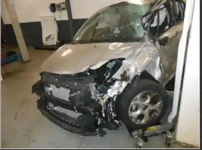 Veículo de Sucata CITROEN C3 Collection do ano 2015 alimentado BH02