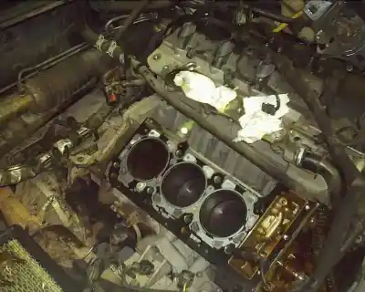 Sloopvoertuig chrysler 300 m (lr) 2.7 cat van het jaar 1999 aangedreven gro2.7l