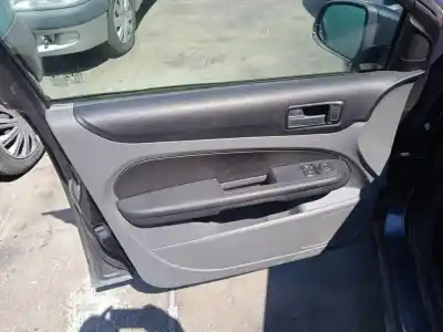 Vehicul casat ford focus turnier (cb4) 1.6 16v cat al anului 2008 alimentat shda