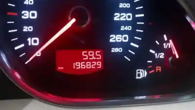 Здавання транспортного засобу audi a6 c6 (4f2) 2.0 tdi року 2011 потужний caha