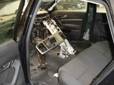 Veículo de Sucata audi a6 berlina (4f2) 2.0 tdi do ano 2007 alimentado bre