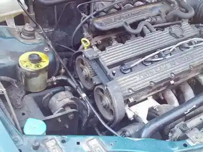 Véhicule à la ferraille mg serie 400 (rt) 414 i de l'année 1998 alimenté 14k4f