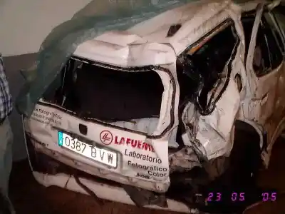 Veículo de Sucata peugeot 306 break xt do ano 1997 alimentado 