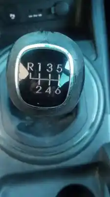 Veicolo di demolizione kia sportage concept 4x2 dell'anno 2014 alimentato d4fd