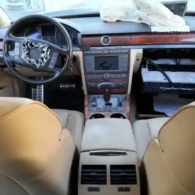 Scrapping Vehicle volkswagen phaeton (3d1/3d9) 3.0 v6 tdi dpf of the year 2010 powered cexa Scrapping Vehicle volkswagen phaeton (3d1/3d9) 3.0 v6 tdi dpf of the year 2010 powered cexa