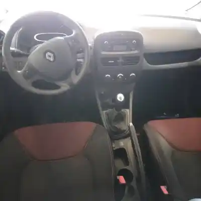 Veículo de Sucata renault clio iv (bh_) 1.5 dci 90 do ano 2015 alimentado k9k612