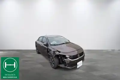 Veicolo di demolizione fiat tipo sedán (356_, 357_) 1.4 (356sxa1b) dell'anno 2017 alimentato 843a1000