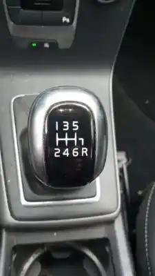 Veículo de Sucata volvo v40 2.0 diesel cat do ano 2018 alimentado d4204t8