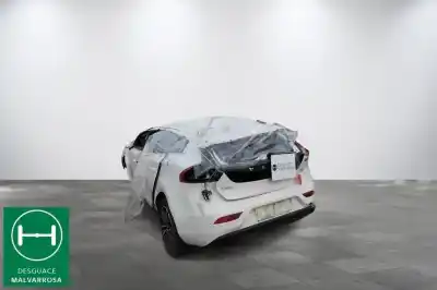 Veículo de Sucata volvo v40 2.0 diesel cat do ano 2018 alimentado d4204t8