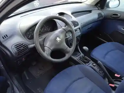 Veículo de Sucata peugeot 206 sw (2e/k) 1.4 do ano 2001 alimentado kfw