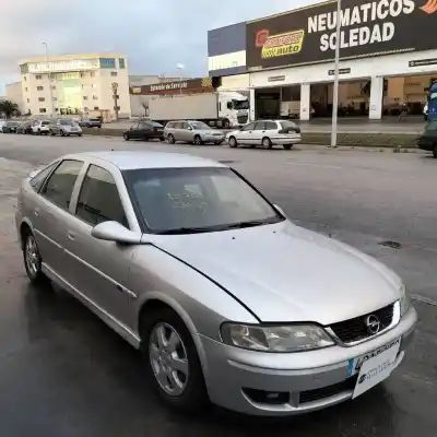 Vehículo de desguace opel vectra c berlina 2.2 16v dti cat (y 22 dtr / l50) del año 2001 con motor y22dtr