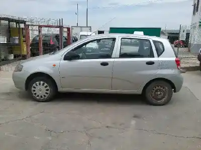Vehicul casat chevrolet kalos b12s1 al anului 2004 alimentat b12s1