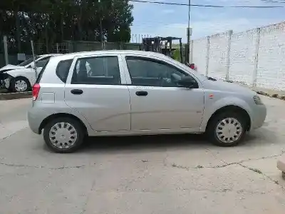 Vehicul casat chevrolet kalos b12s1 al anului 2004 alimentat b12s1