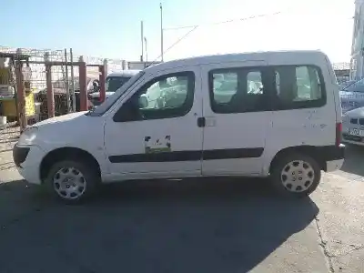 Veículo de Sucata peugeot partner (s2) combi plus do ano 2006 alimentado 9hw