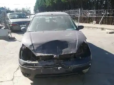 Veículo de Sucata ford focus i sedán (dfw) 1.8 turbo di / tddi do ano 2002 alimentado c9db