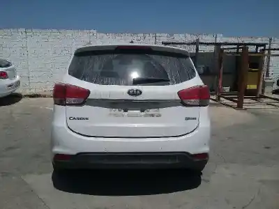 Sloopvoertuig kia carens (rp) d4fd van het jaar 2015 aangedreven d4fd