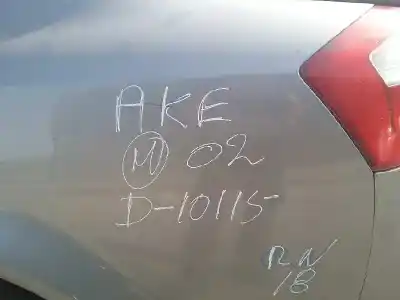 Veículo de Sucata AUDI A4 BERLINA (8E) AKE do ano 2002 alimentado AKE