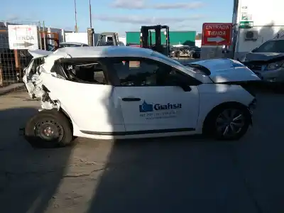 Veículo de Sucata renault clio v (bf_) 1.5 blue dci 115 (b7ad) do ano 2020 alimentado k9k