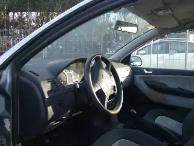 Здавання транспортного засобу skoda fabia (6y2/6y3) comfort року 2003 потужний asy