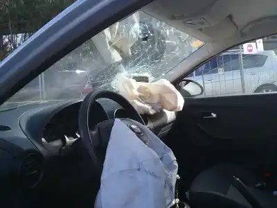 Veicolo di demolizione seat ibiza iii (6l1) 1.2 dell'anno 2006 alimentato bme