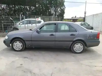 Hurda Aracı MERCEDESBENZ                                       CLASE C                                                                                                                                                                                                                                                    W202 BERLINA 250 Diesel 202.125                                                                                                                                                                                                                            Yılın 1994 güçlü 604910