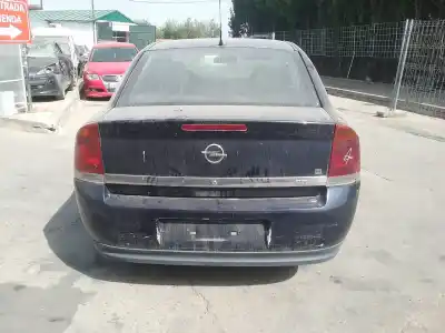 Scrapping Vehicle opel vectra c (z02) 2.0 dti 16v (f69) of the year 2003 powered y20dth