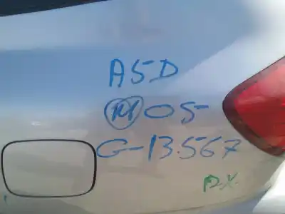 Sloopvoertuig kia rio (bc) a5d van het jaar 2005 aangedreven a5d