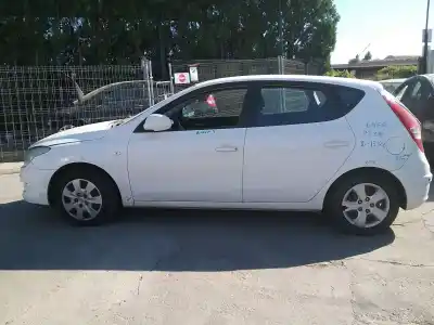 Veículo de Sucata HYUNDAI I30 (FD) D4FB do ano 2008 alimentado D4FB