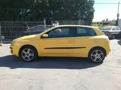 Sloopvoertuig fiat stilo (192_) 1.6 16v (192_xb1a) van het jaar 2003 aangedreven 182b6000