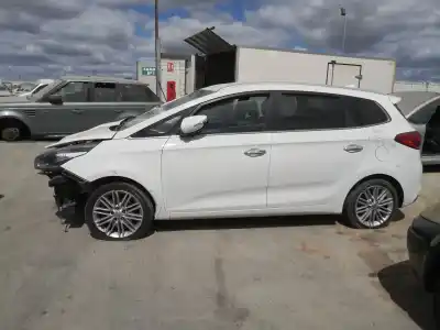 Veículo de Sucata KIA CARENS (RP) D4FD do ano 2018 alimentado D4FD