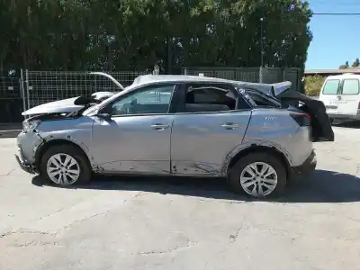 Veículo de Sucata PEUGEOT 3008 Active do ano 2019 alimentado YH01