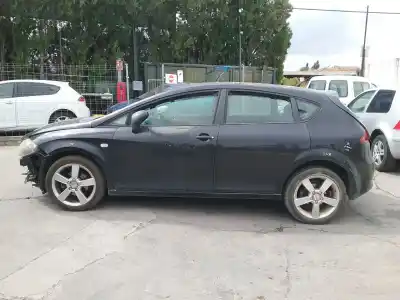 Veicolo di demolizione SEAT LEON (1P1) 1.9 TDI dell'anno 2006 alimentato BKC
