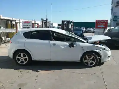 Veicolo di demolizione seat leon (1p1) 1.9 tdi dell'anno 2006 alimentato bxe