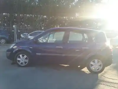 Здавання транспортного засобу RENAULT SCENIC II D-F9Q-D8 року 2004 потужний F9Q D8