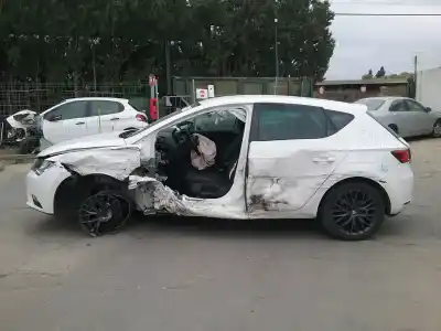 Veículo de Sucata seat leon (5f1) cyv do ano 2015 alimentado cyv