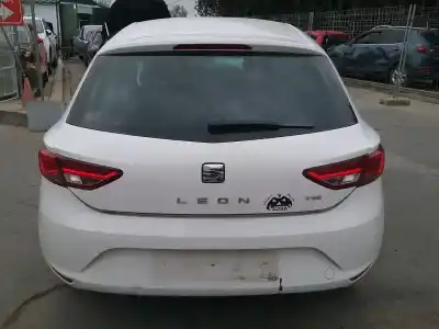Здавання транспортного засобу SEAT LEON (5F1) CYV року 2015 потужний CYV