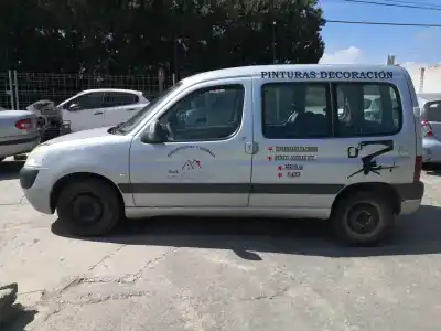 Veículo de Sucata peugeot partner (s2) wjy(dw8b) do ano 2003 alimentado wjy