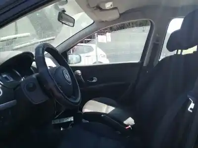 Veículo de Sucata renault clio iii emotion do ano 2007 alimentado d4f d7