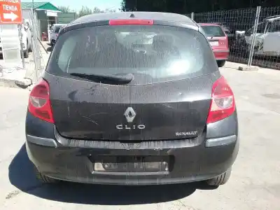 Veículo de Sucata renault clio iii emotion do ano 2007 alimentado d4f d7