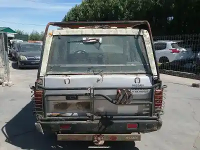 Veículo de Sucata nissan patrol (k/w 160) d-sd33 do ano 1987 alimentado 