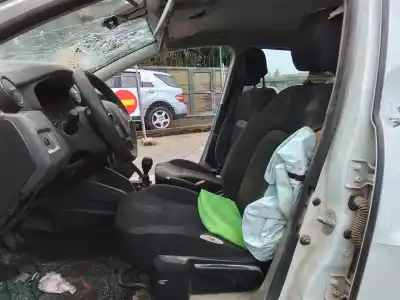 Veículo de Sucata dacia duster ambiance 4x2 do ano 2018 alimentado k9k g6