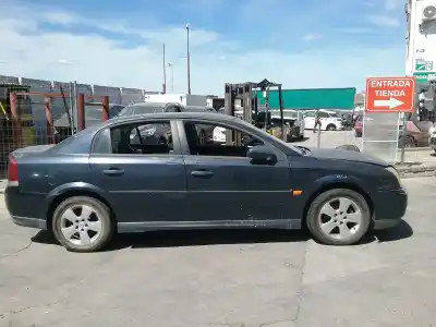 Veicolo di demolizione opel vectra c (z02) 2.0 dti 16v (f69) dell'anno 2003 alimentato y20dth