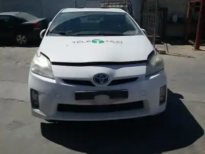 Veicolo di demolizione TOYOTA PRIUS (ZVW30) 2ZR dell'anno 2011 alimentato 2ZR